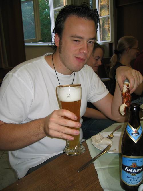 DoktorW - Kein Bier vor vier! Ist ja auch nur `n Weizen...