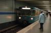 U-Bahn fhrt ein